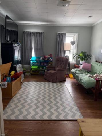 5 Park Square Lopatcong NJ 08865