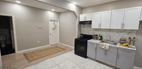16 Boylan Street Newark NJ 07106
