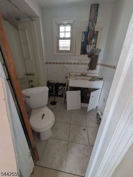 66 Erie Street Elizabeth NJ 07206