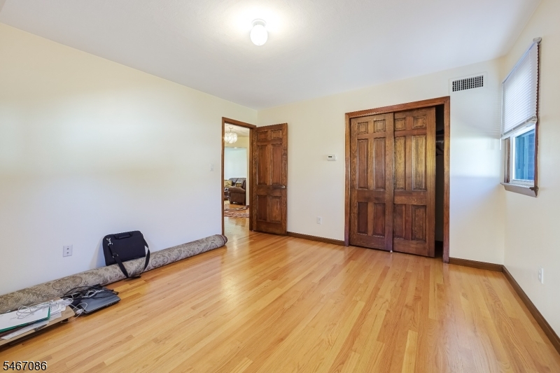 325 Grant Avenue Lyndhurst NJ 07071