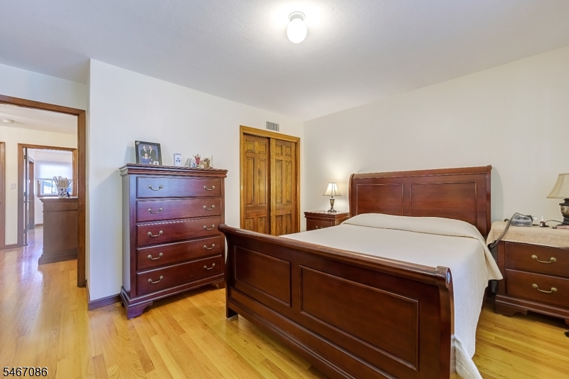 325 Grant Avenue Lyndhurst NJ 07071