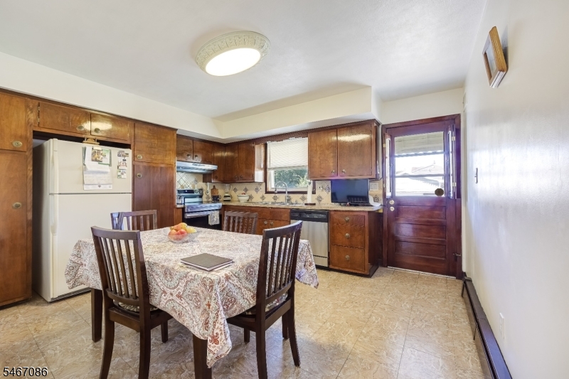 325 Grant Avenue Lyndhurst NJ 07071