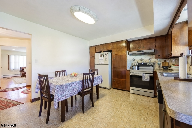 325 Grant Avenue Lyndhurst NJ 07071