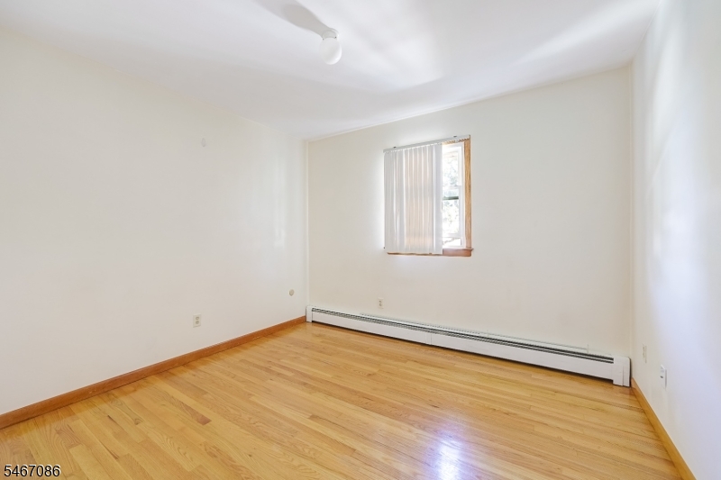 325 Grant Avenue Lyndhurst NJ 07071