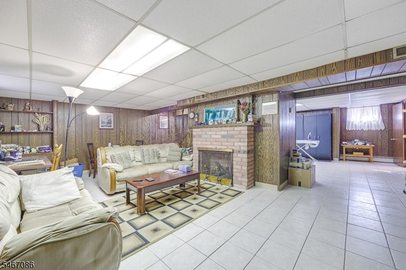 325 Grant Avenue Lyndhurst NJ 07071
