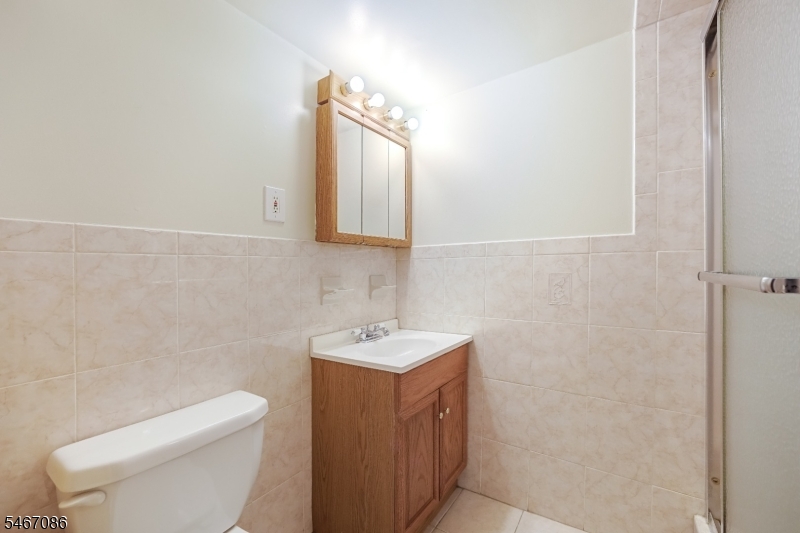 325 Grant Avenue Lyndhurst NJ 07071