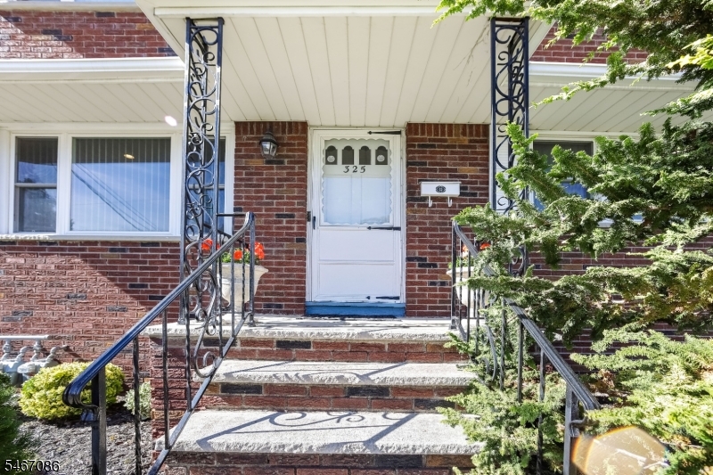 325 Grant Avenue Lyndhurst NJ 07071