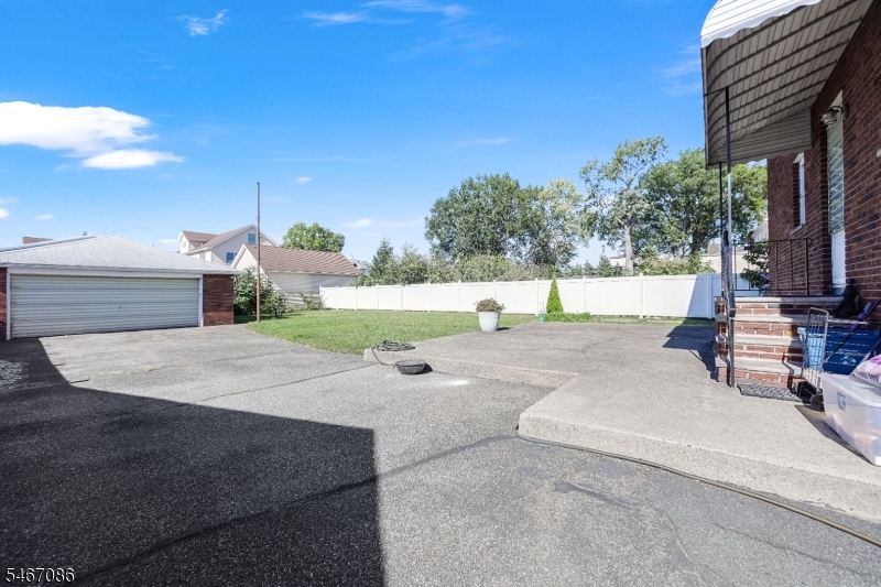 325 Grant Avenue Lyndhurst NJ 07071