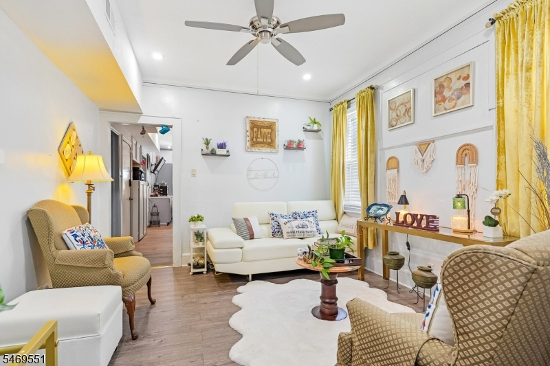 76 W Grove Terrace Irvington NJ 07111
