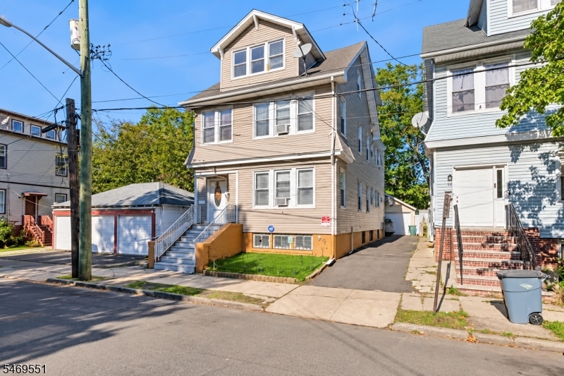 76 W Grove Terrace Irvington NJ 07111
