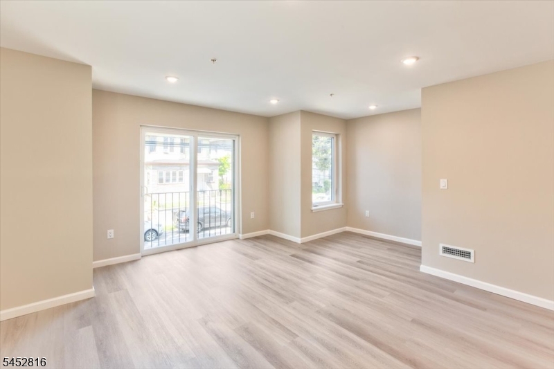 62 Columbia Avenue Newark NJ 07106