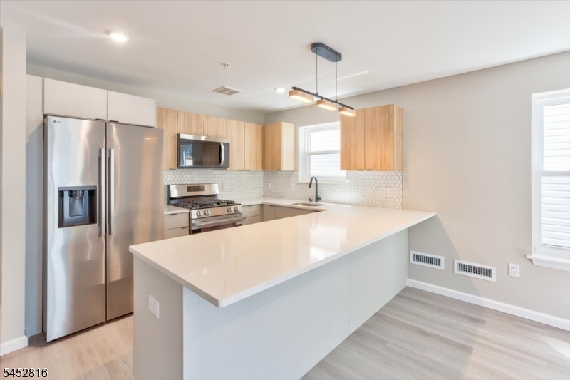62 Columbia Avenue Newark NJ 07106