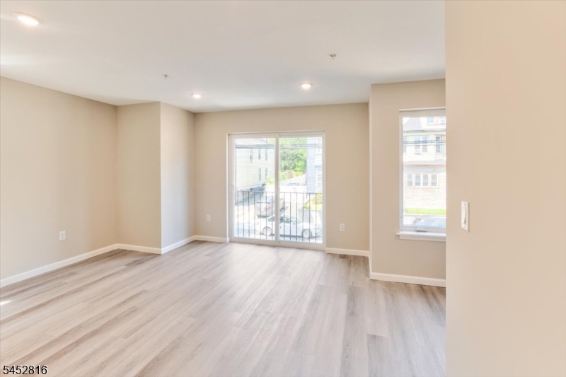62 Columbia Avenue Newark NJ 07106