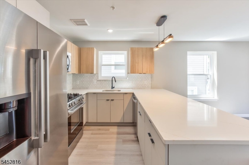 62 Columbia Avenue Newark NJ 07106