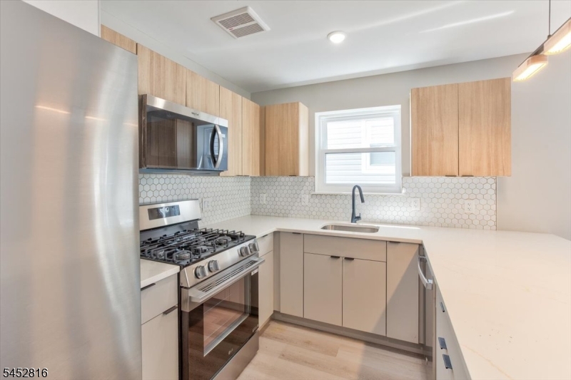 62 Columbia Avenue Newark NJ 07106