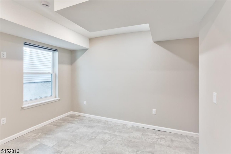 62 Columbia Avenue Newark NJ 07106