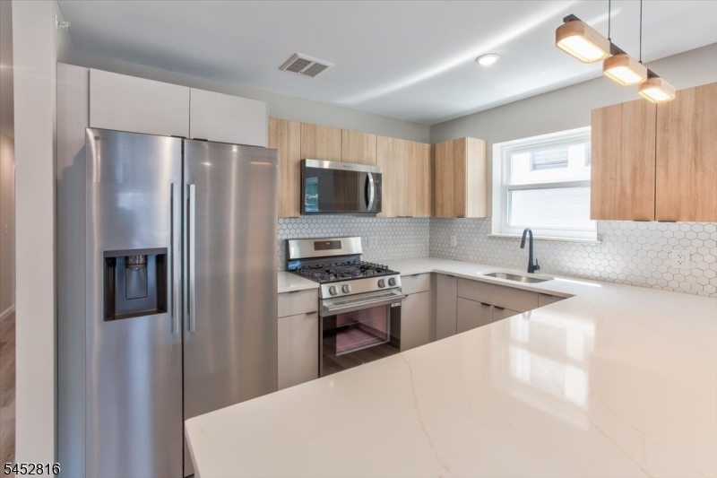 62 Columbia Avenue Newark NJ 07106
