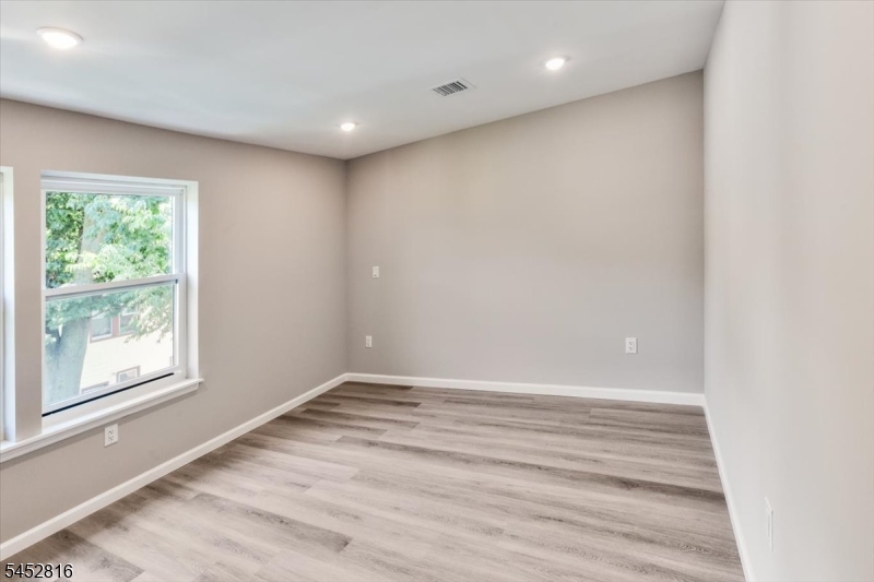 62 Columbia Avenue Newark NJ 07106