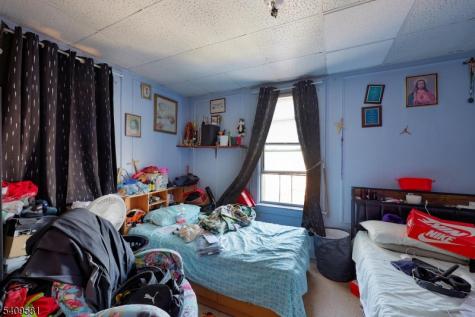 154 Dayton Street Newark NJ 07114