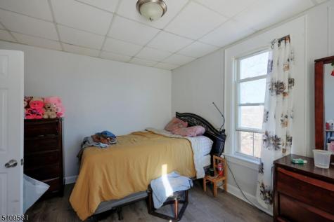 154 Dayton Street Newark NJ 07114
