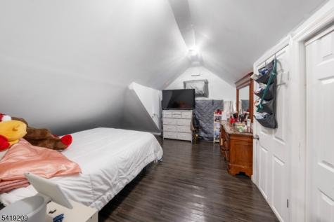 752 Eaton Street Elizabeth NJ 07202