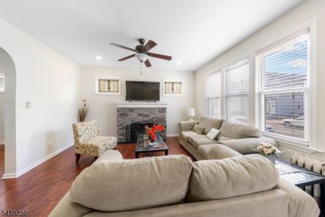 752 Eaton Street Elizabeth NJ 07202
