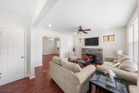 752 Eaton Street Elizabeth NJ 07202