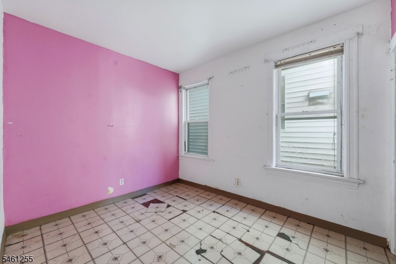 490 E 27th Street Paterson NJ 07514
