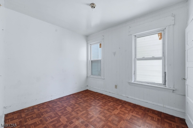 490 E 27th Street Paterson NJ 07514
