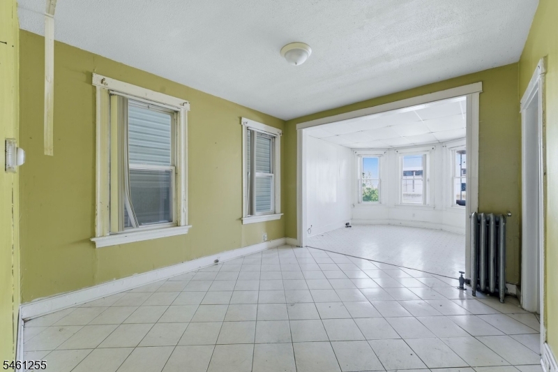 490 E 27th Street Paterson NJ 07514