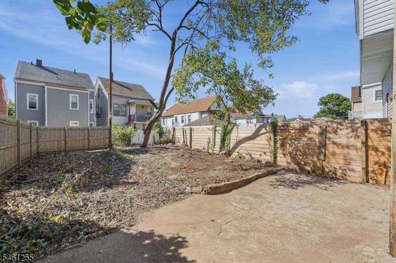 490 E 27th Street Paterson NJ 07514