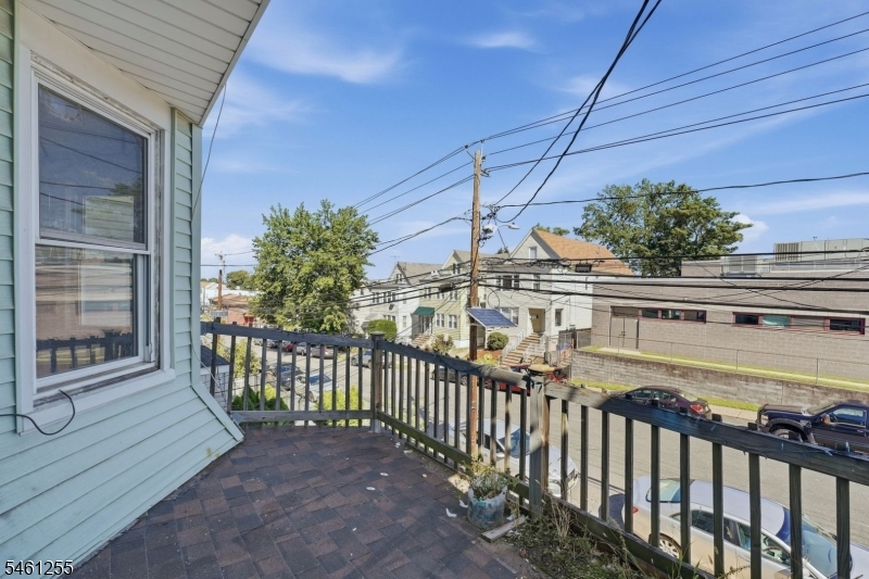 490 E 27th Street Paterson NJ 07514