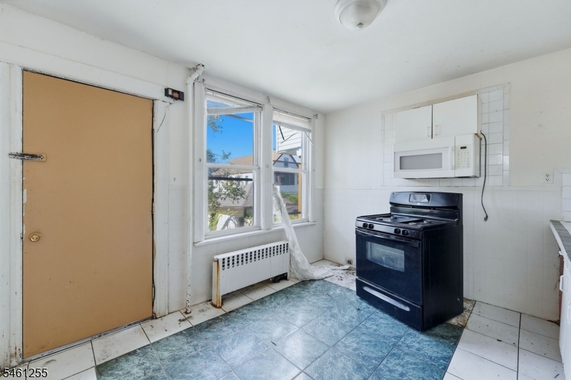 490 E 27th Street Paterson NJ 07514