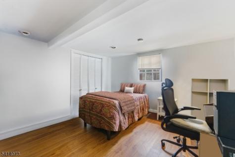 2455 3RD Street Fort Lee NJ 07024