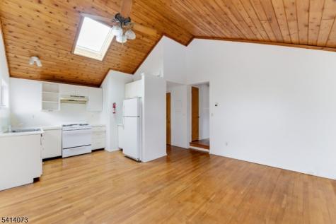 2455 3RD Street Fort Lee NJ 07024