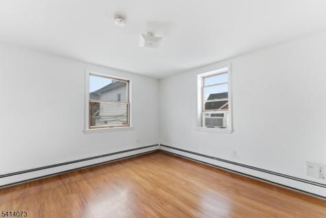2455 3RD Street Fort Lee NJ 07024