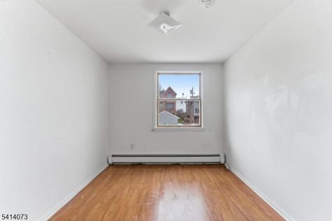 2455 3RD Street Fort Lee NJ 07024