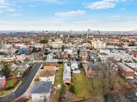 2455 3RD Street Fort Lee NJ 07024