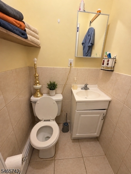 22 17TH Avenue Paterson NJ 07501
