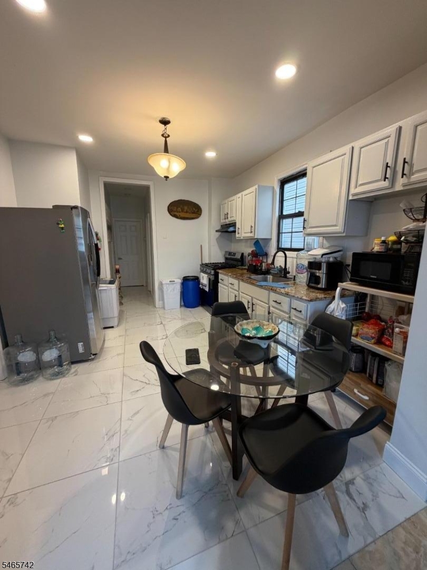 22 17TH Avenue Paterson NJ 07501