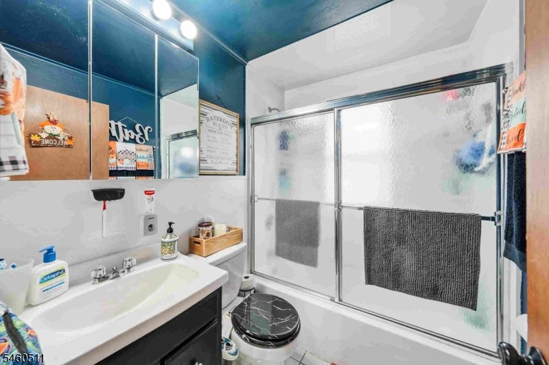 47 E 27th Street Bayonne NJ 07002