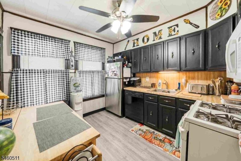 47 E 27th Street Bayonne NJ 07002