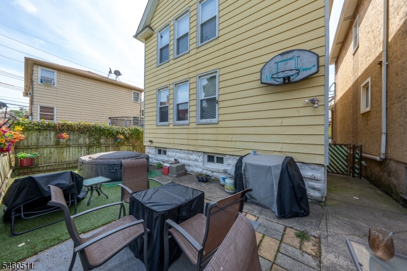 47 E 27th Street Bayonne NJ 07002