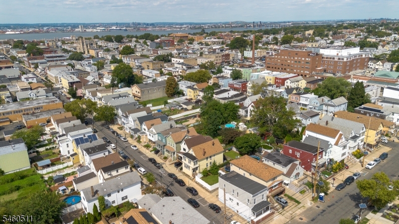 47 E 27th Street Bayonne NJ 07002