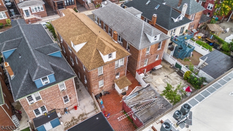 8312 1ST Avenue North Bergen NJ 07047
