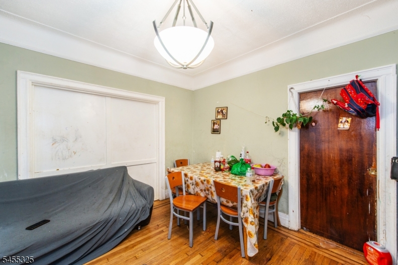 8312 1ST Avenue North Bergen NJ 07047