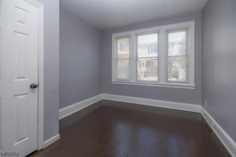 315 Pearsall Avenue Jersey City NJ 07305