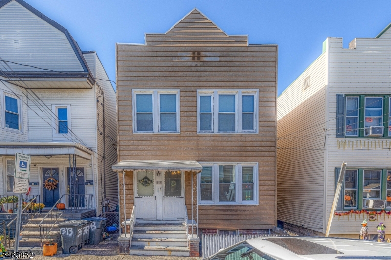315 Pearsall Avenue Jersey City NJ 07305