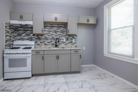 315 Pearsall Avenue Jersey City NJ 07305