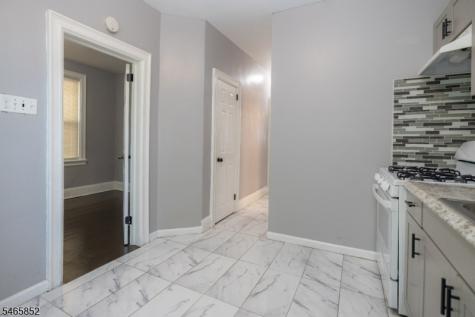 315 Pearsall Avenue Jersey City NJ 07305
